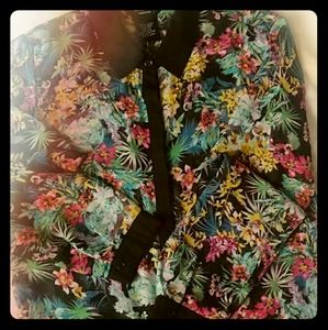 Brody Myles Light Floral Blouse